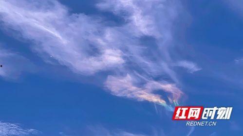 烈日当空图片,烈日当空下的炽热瞬间